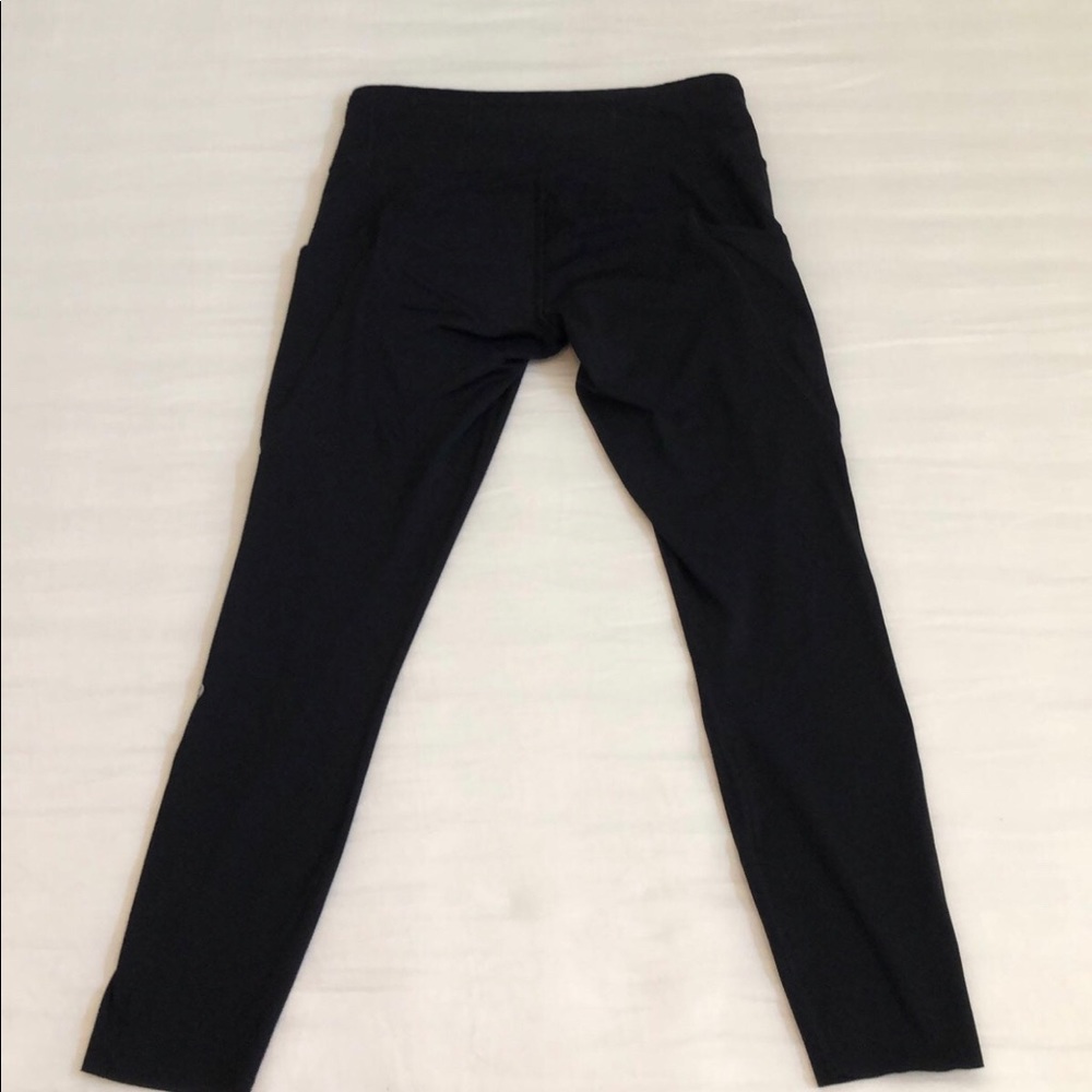 RESERVED FOR BUNDLE- Lululemon Pace Rival Cropped Legging Size 8